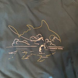 Medium southern tide long sleeve pocket tee
